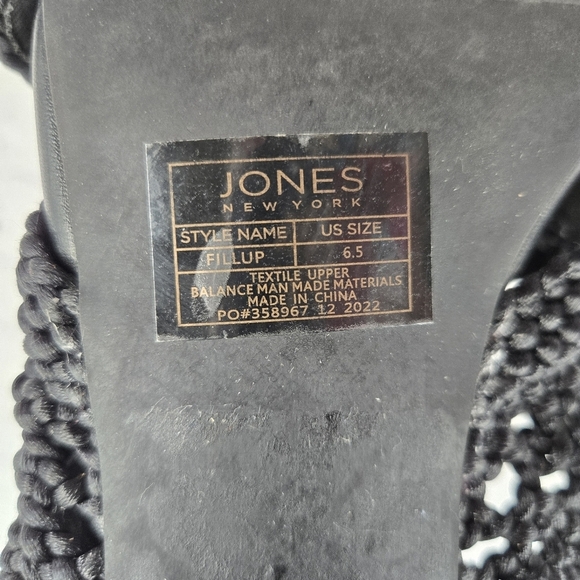 Jones New York Black Sandals - Picture 4 of 9